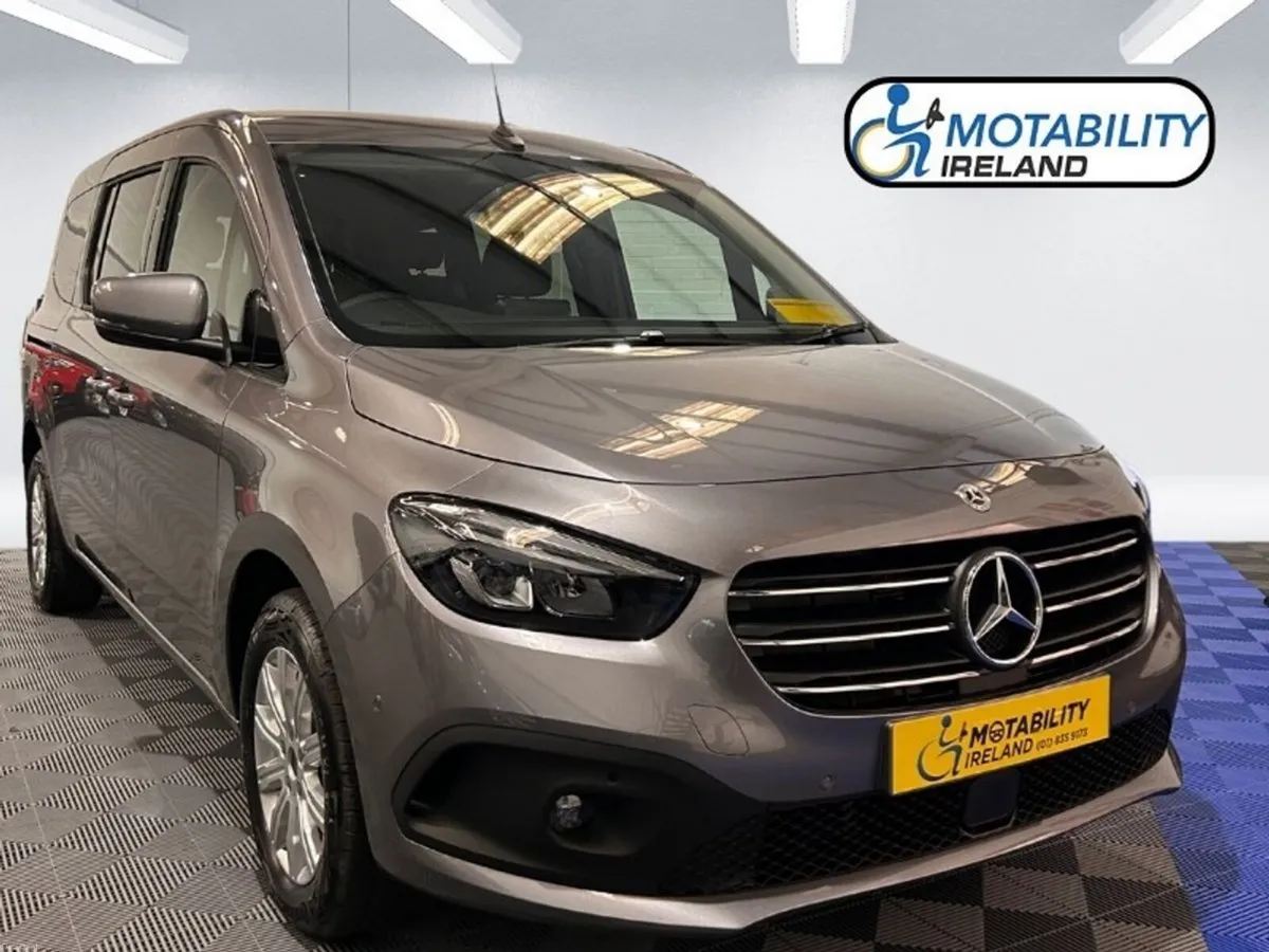 Mercedes-Benz T-Class Wheelchair Accessible Taxi - Image 1