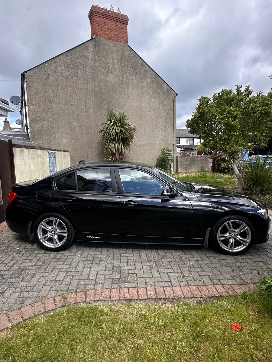 BMW 3-Series 2015 - Image 3