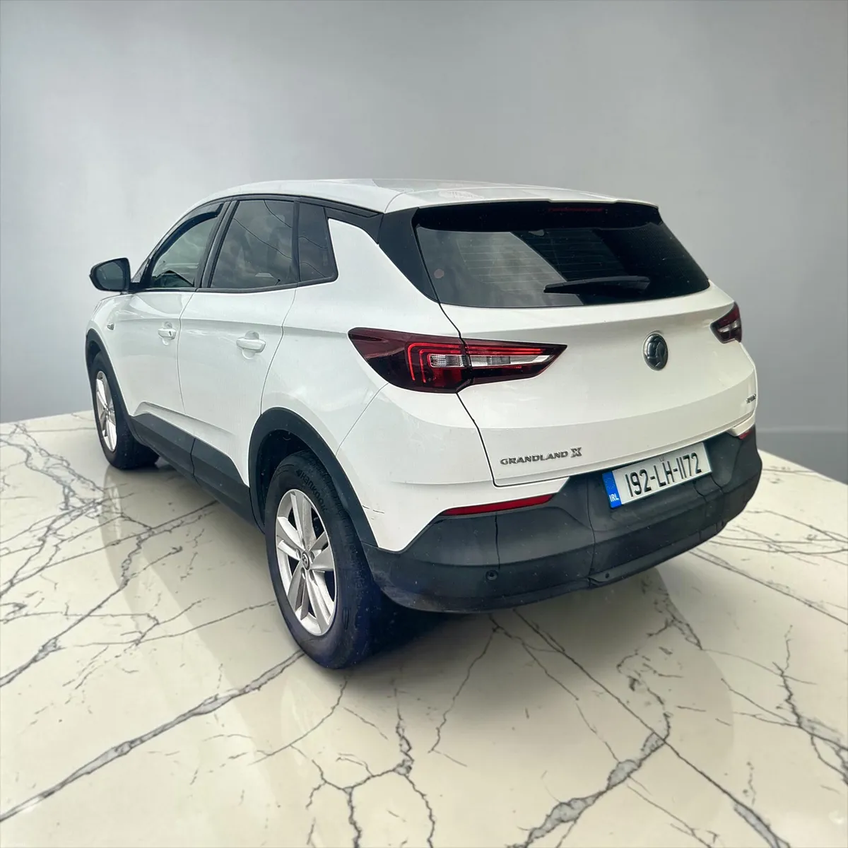 2019 Vauxhall Grandland X 1.2 Petrol only 120K Kms - Image 4