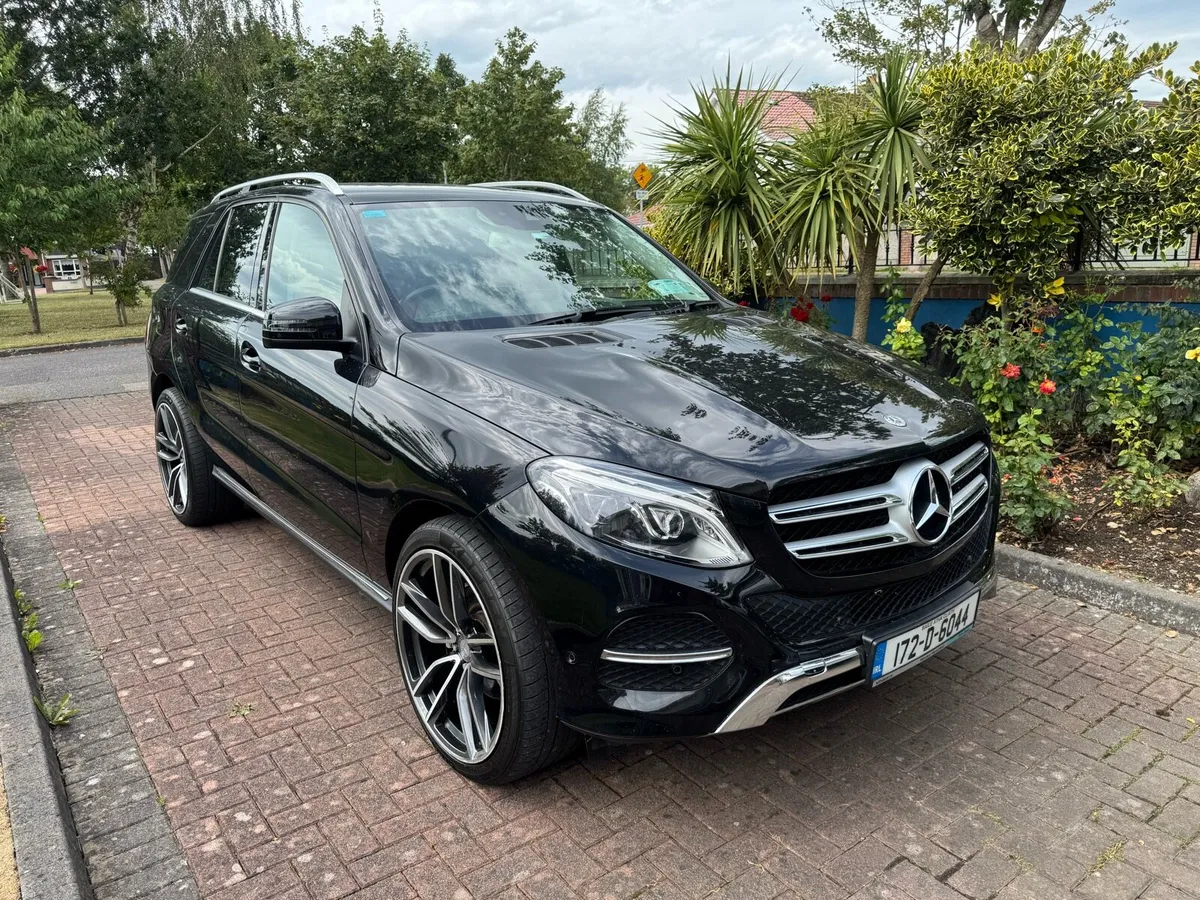 Car - Image 4