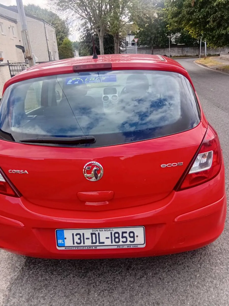 Car - Image 3