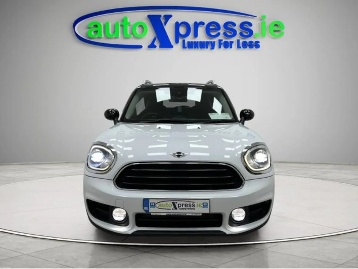 Mini Countryman CROSSOVER 2.0 Automatic - Image 3