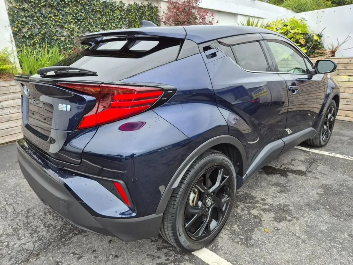 Toyota C-HR 1.8 HYBRID / SOL G-PACK NERO EDITION W - Image 6