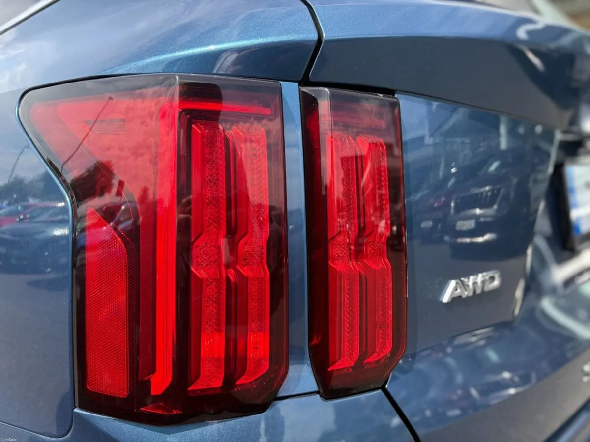 Kia Sorento 1.6 Plug In Hybrid ( 7 Seats ) - Image 6