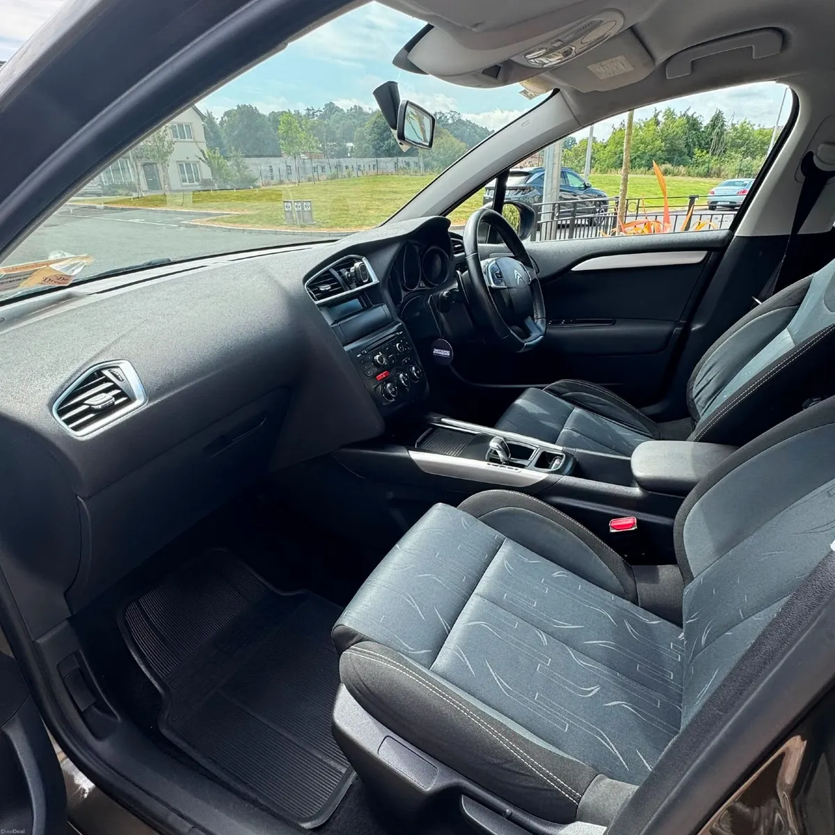 Citroen C4 2013 Automatic - Image 6