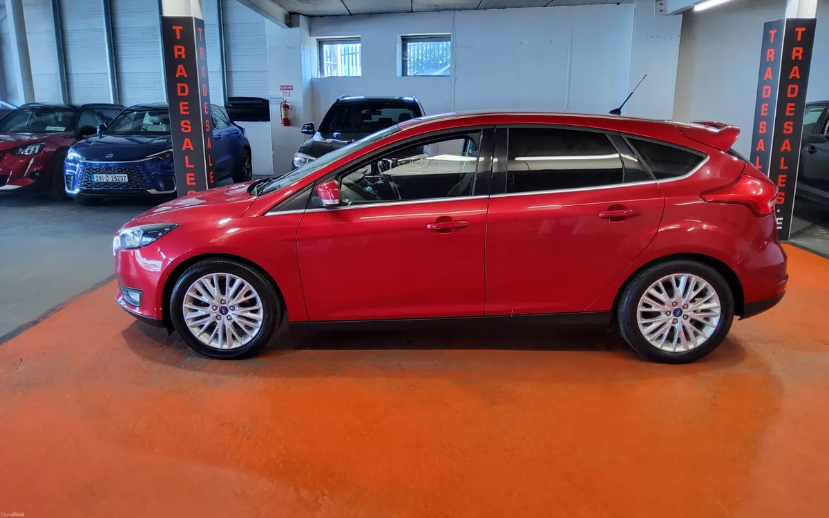 Ford Focus 2017 - Image 6