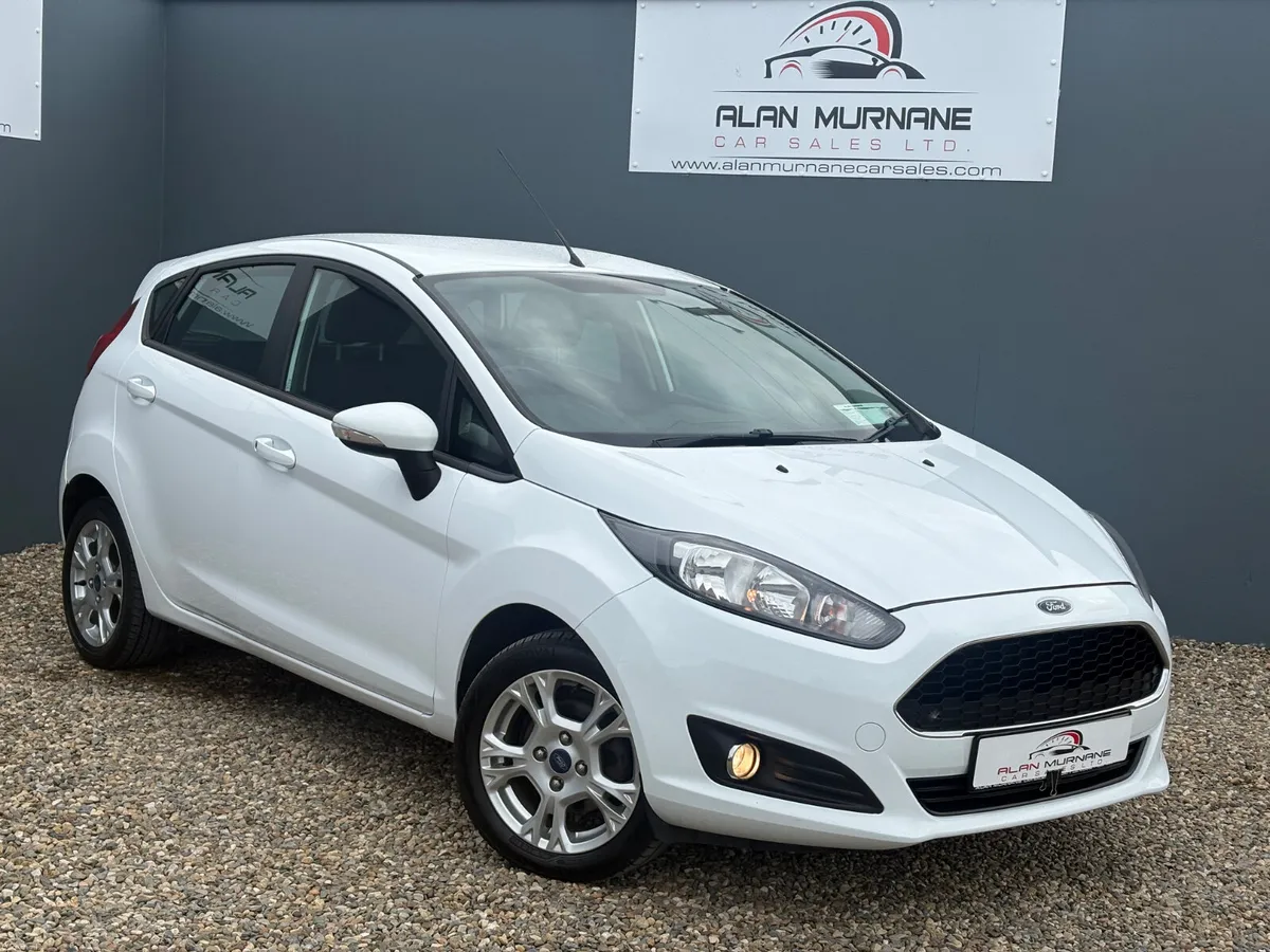 FORD FIESTA ZETEC 1.25 PETROL 2017 *MINT* - Image 1