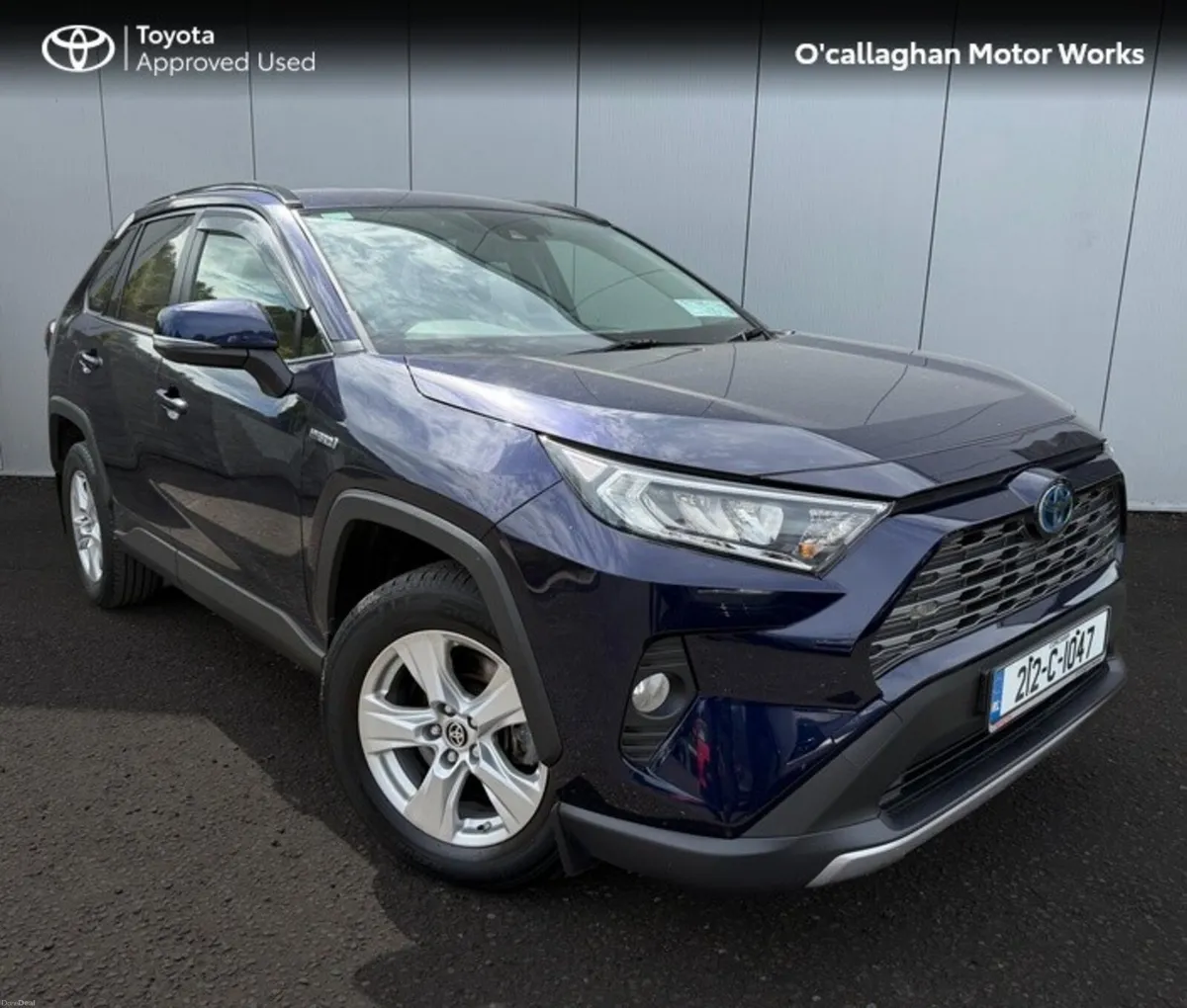 Toyota RAV4 RAV4 HYBRID LUNA 4DR AUTO - Image 1
