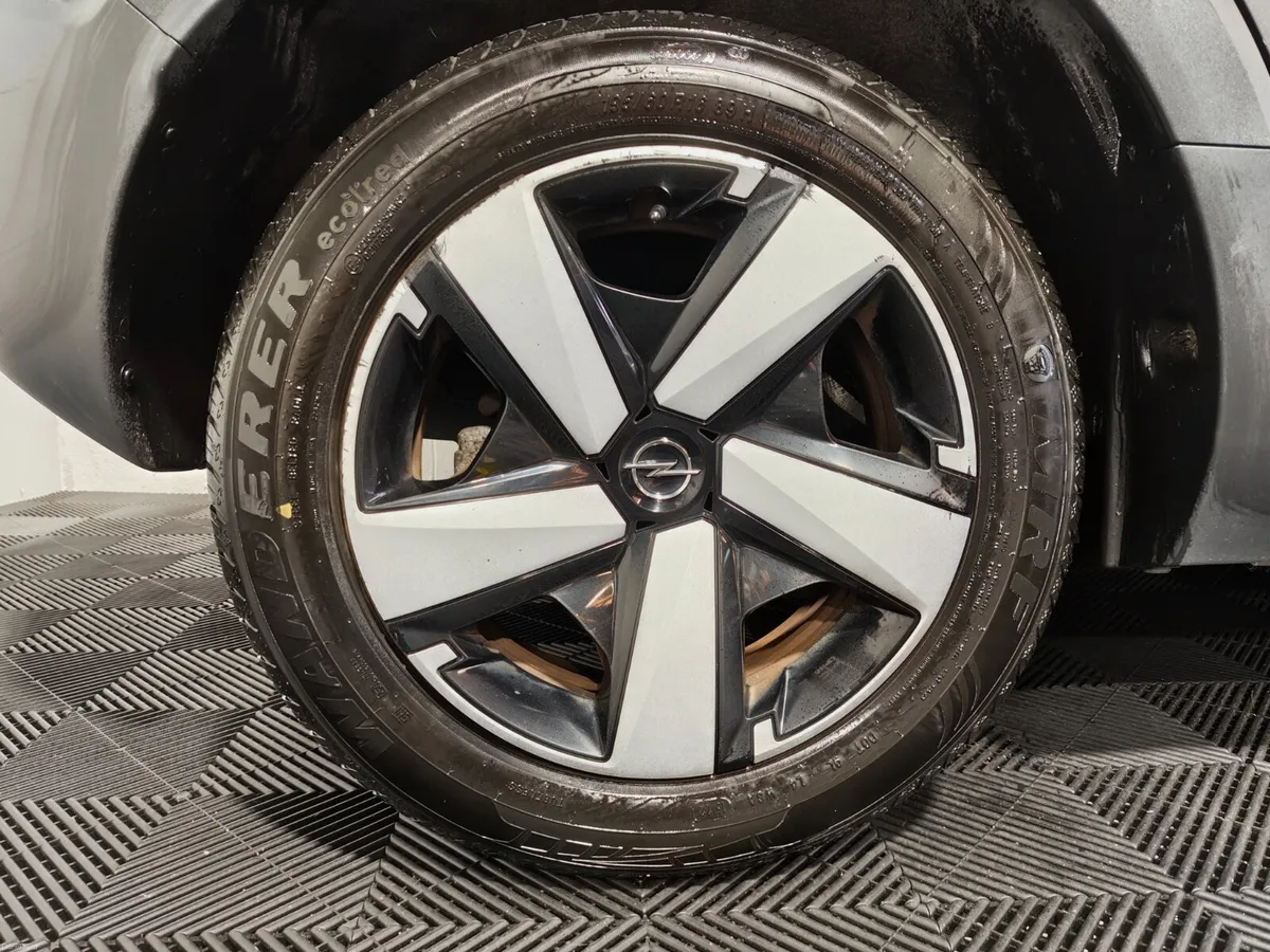 Opel Crossland X 2022 NEW MODEL 1.5 DIESEL 6 SPEED - Image 2