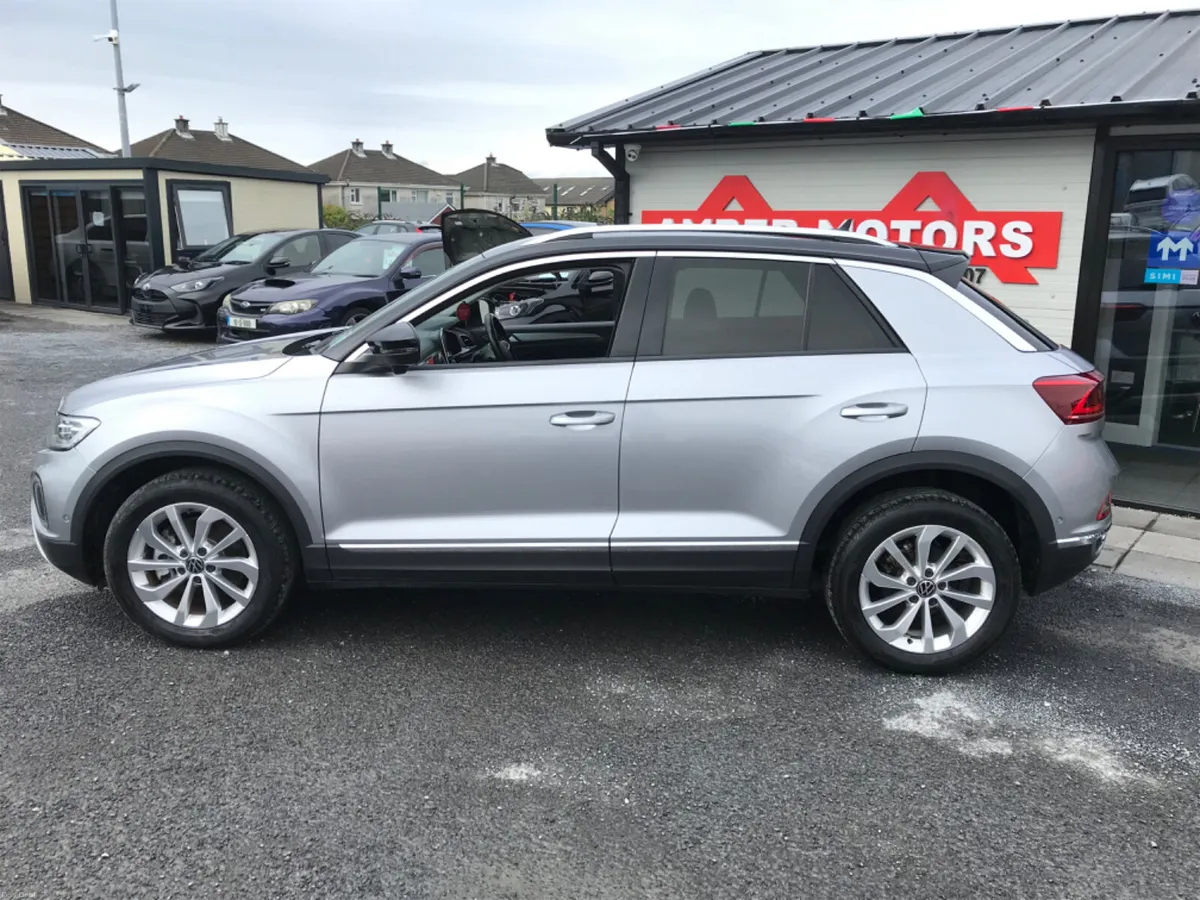 2023 Volkswagen T-Roc Diesel Automatic - Image 2