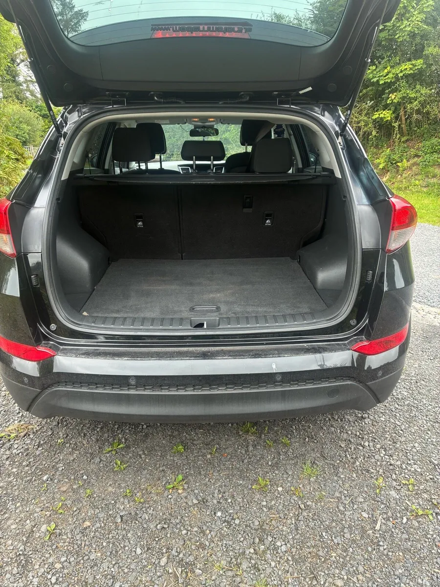 Hyundai tucson - Image 4