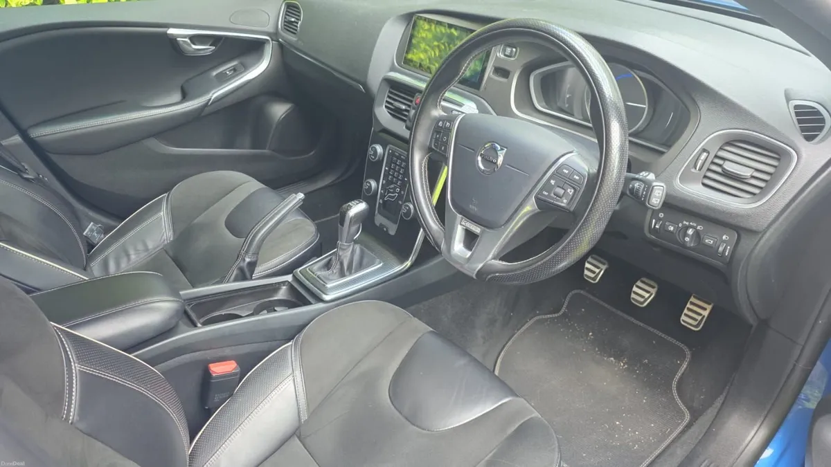 Volvo V40 2016 - Image 6