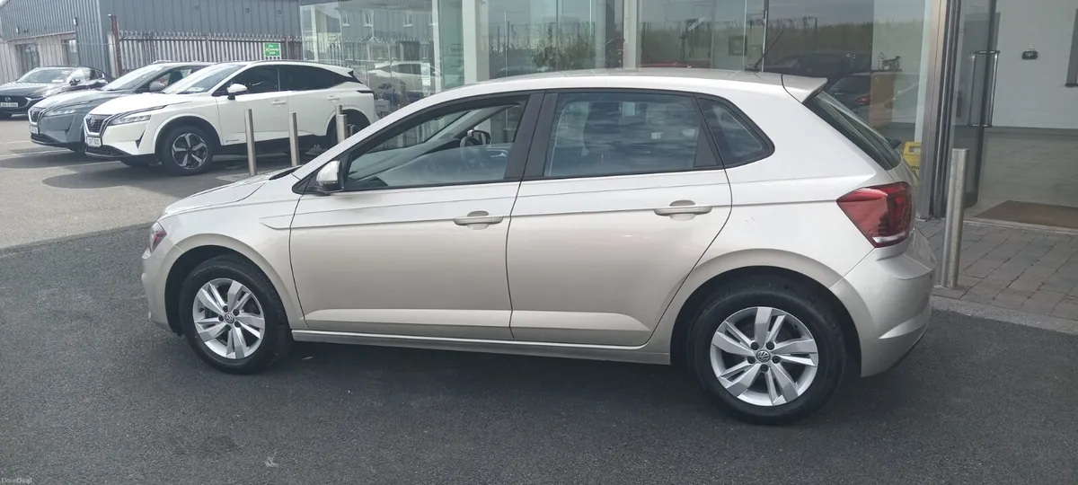 Volkswagen Polo 2018 - Image 2