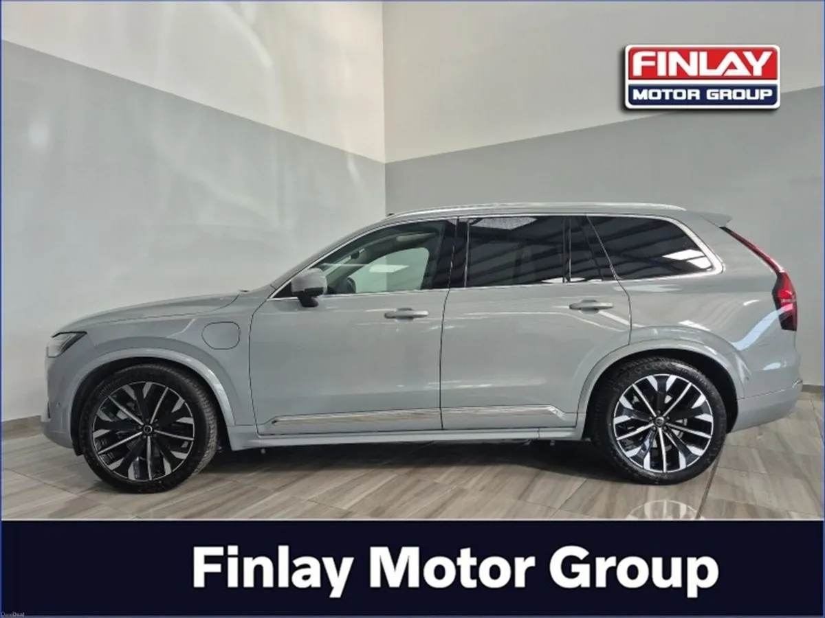 Volvo XC90 Ultra Bright T8 , Pan Roof , Air Suspen - Image 5