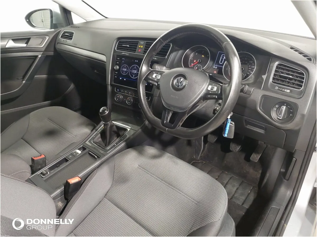 Volkswagen Golf Diesel Estate Match Edition - Image 4