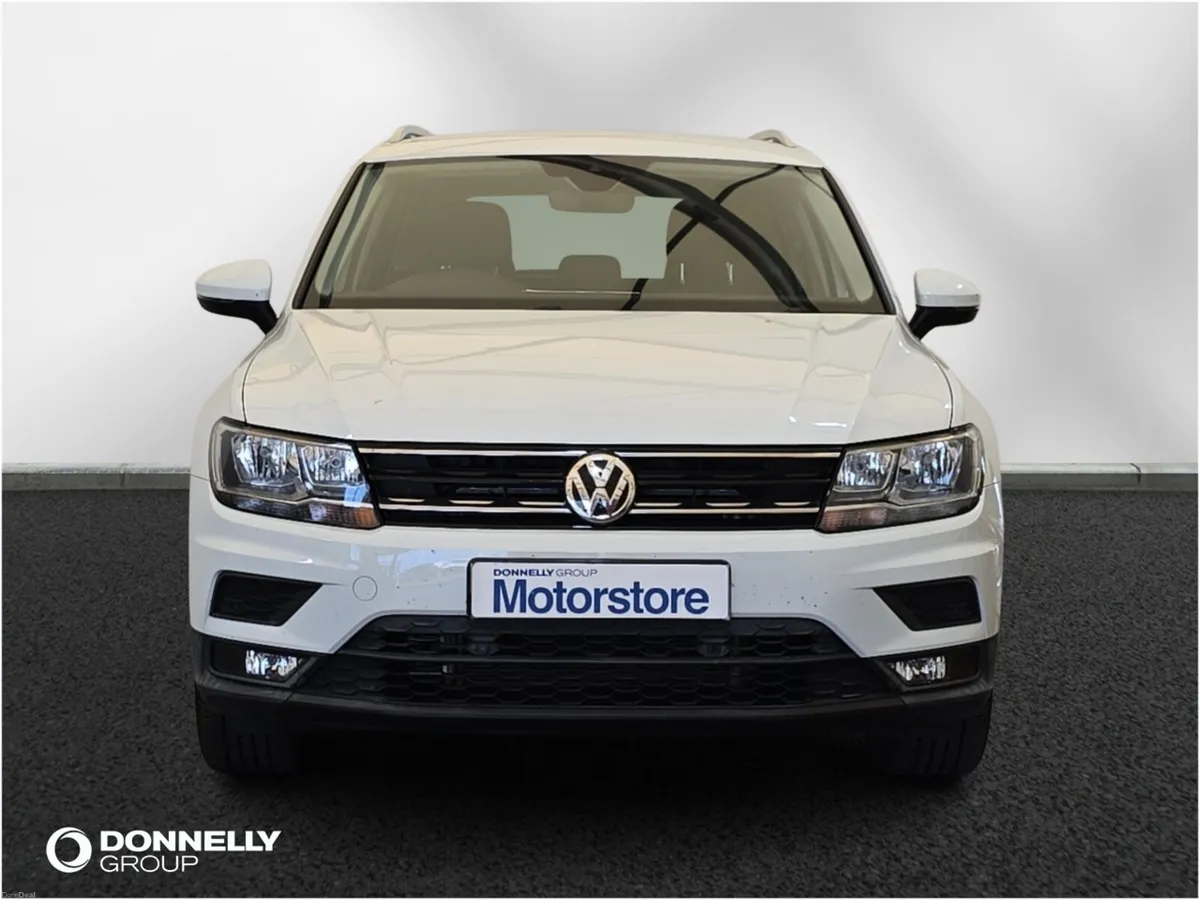 Volkswagen Tiguan Diesel Estate SE Nav - Image 6