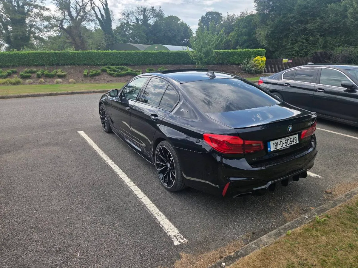 BMW 530e M Sport Performance Sunroof - Image 4