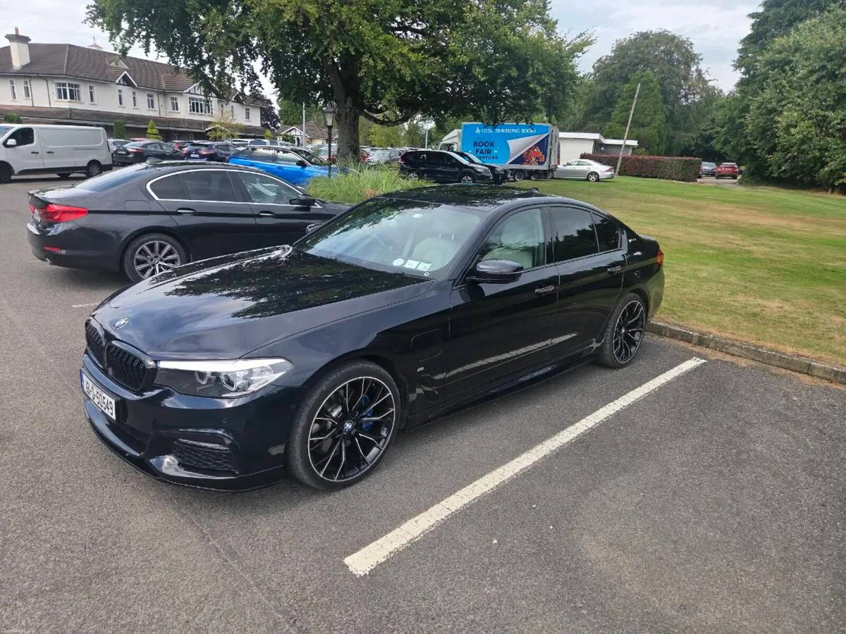 BMW 530e M Sport Performance Sunroof - Image 3