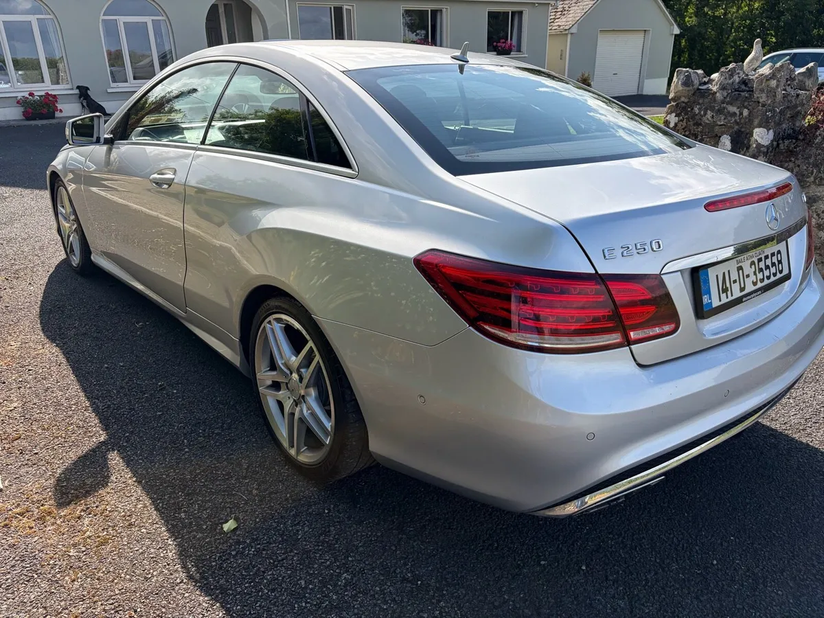 Mercedes E250 - Image 5