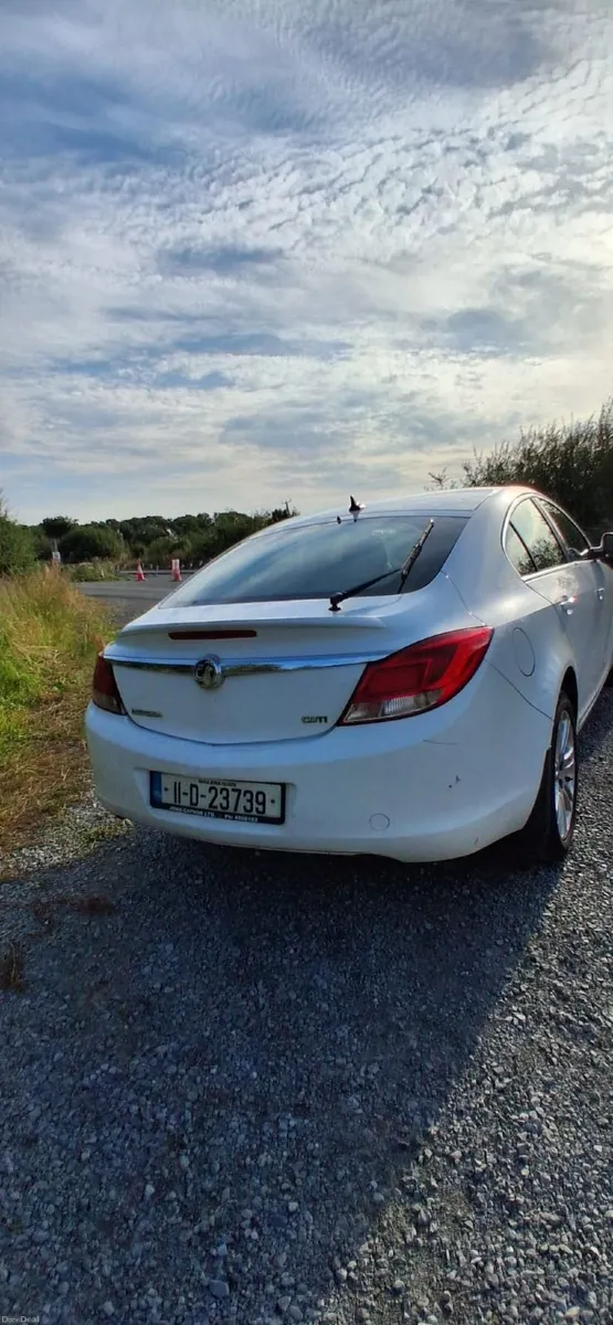 Vauxhall Insignia 2011 - Image 3