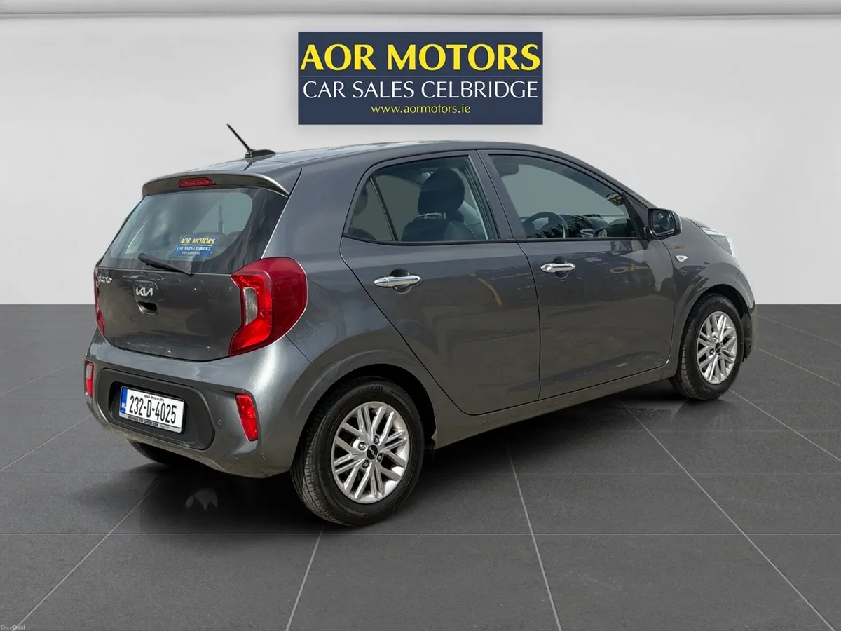 Kia Picanto 2023 Automatic - Image 5