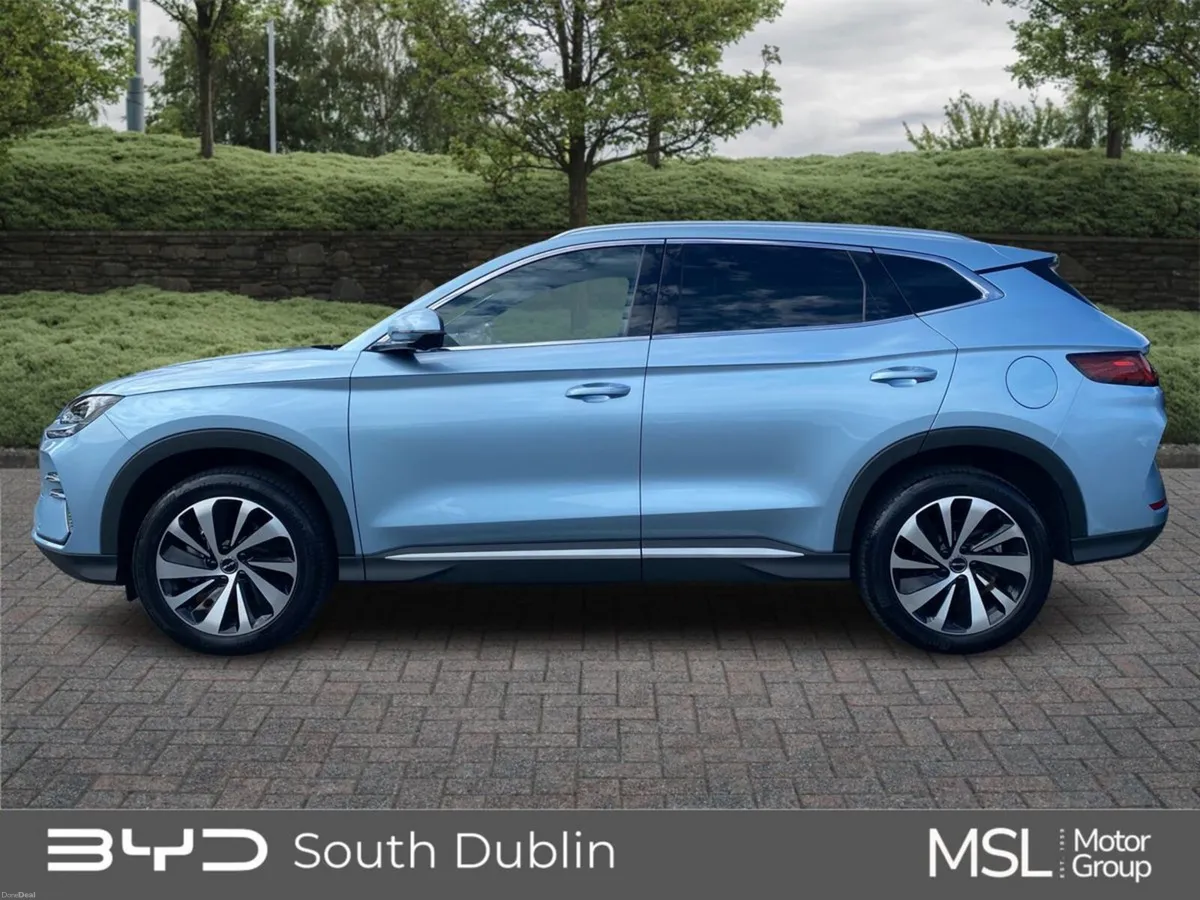 BYD SEAL U ***EX-DEMO***DM-i DESIGN AWD - Image 6