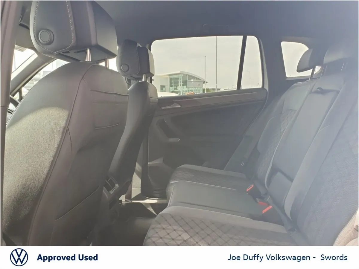 Volkswagen Tiguan 1.4 TSI PHEV 245HP R-Line DSG - Image 5