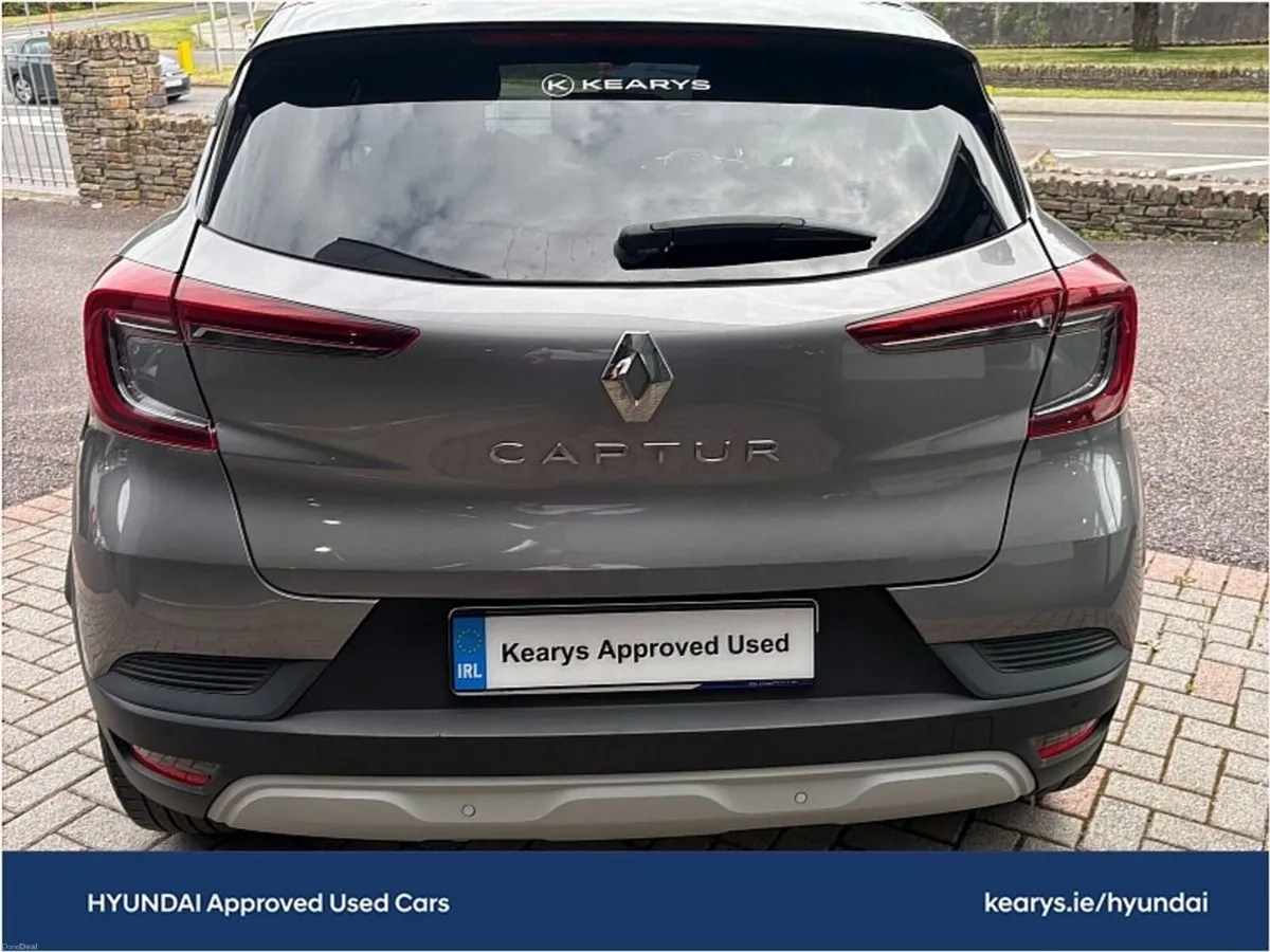 Renault Captur Iconic TCe 100 MY19 - Image 6