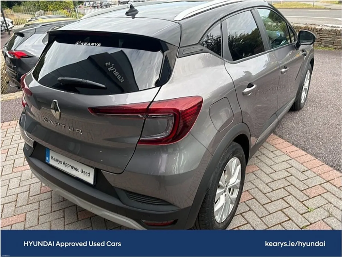 Renault Captur Iconic TCe 100 MY19 - Image 5