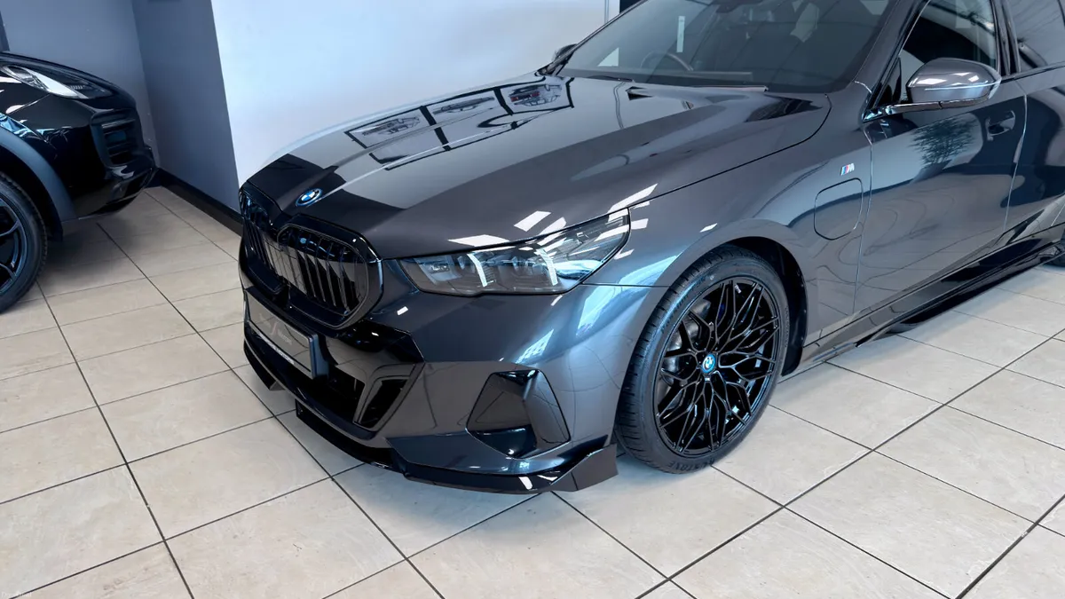 BMW 530E MSPORT PRO - Image 3