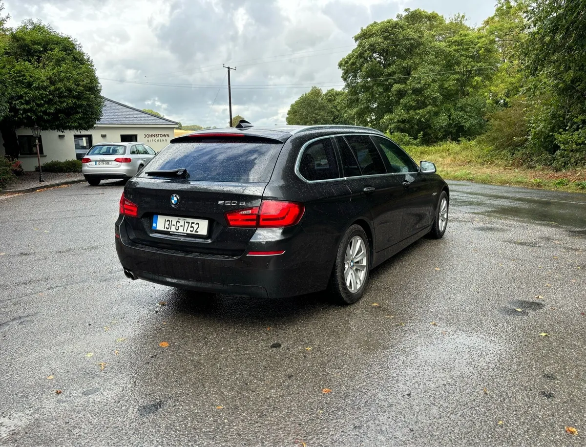 BMW 5 Series Touring - Image 3