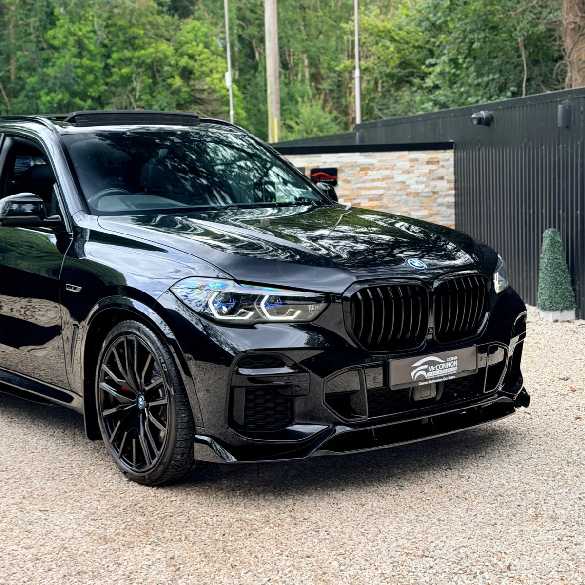 2022 (222) BMW X5 45E MSPORT PRO *15K + IN OPTIONS - Image 3