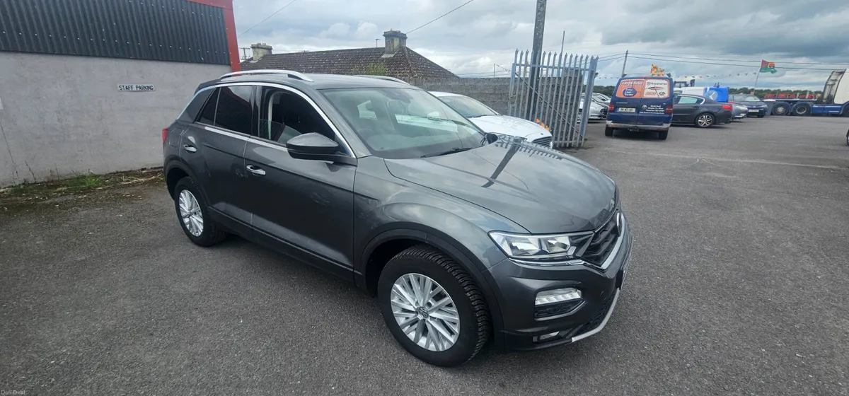 Volkswagen T-Roc 2019 - Image 1