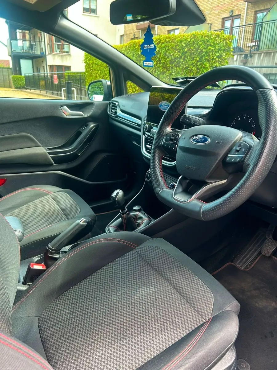Ford Fiesta ST-Line 1.0 Ecoboost - Image 2