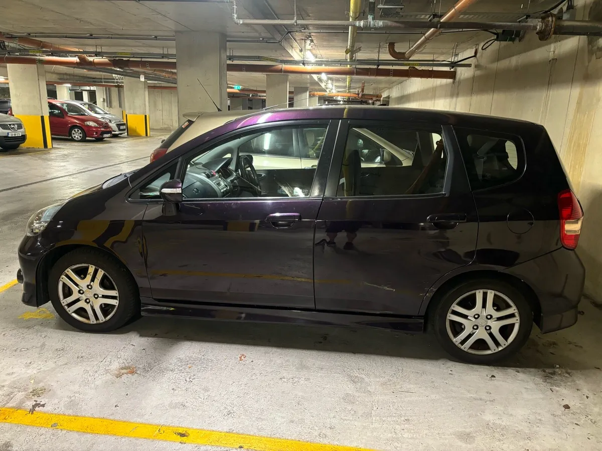 Honda jazz sport idsi Auto 7 speed mint in and out - Image 6