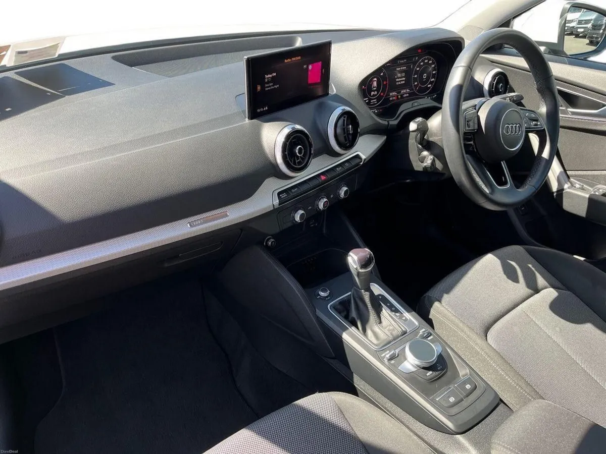 Audi Q2 30 TDI 116HP SE - Image 2