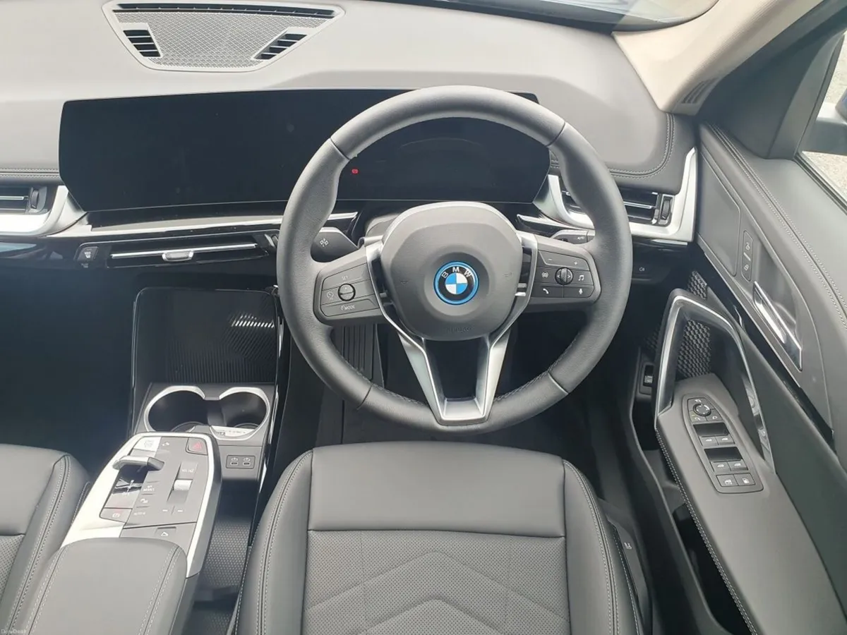 BMW X1 xDrive25e xLine - Image 5