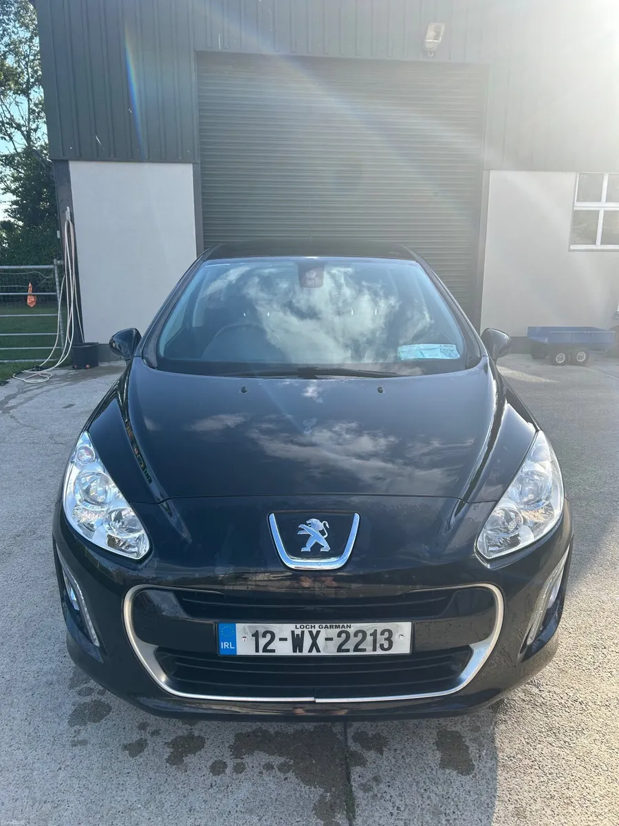 Peugeot 308 2012 - Image 2