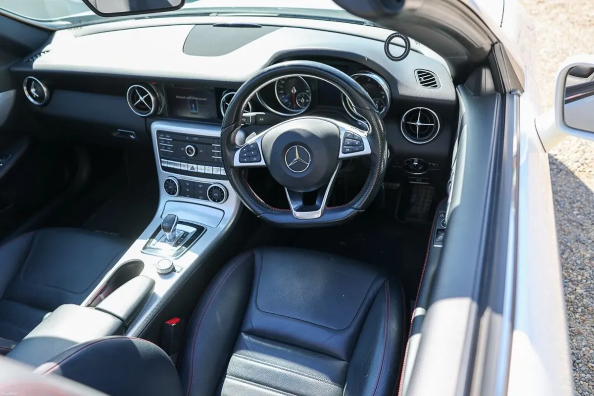 Mercedes SLC late 2017 - Image 4