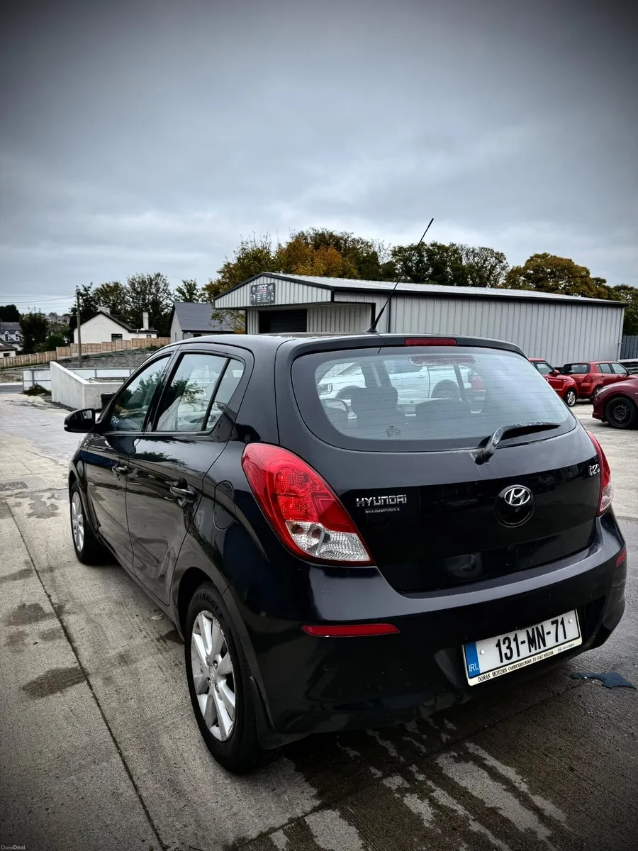 Hyundai i20 - Image 2