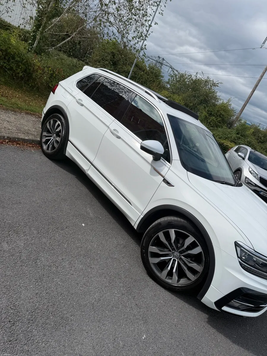 Volkswagen Tiguan - Image 2