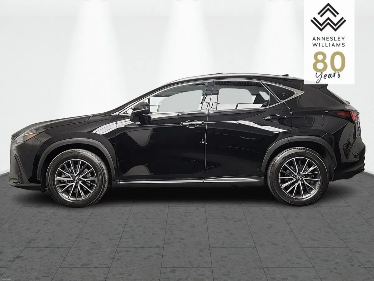 Lexus NX Nx450H+ Premium PHEV 18.1 kWh 4WD - Image 5