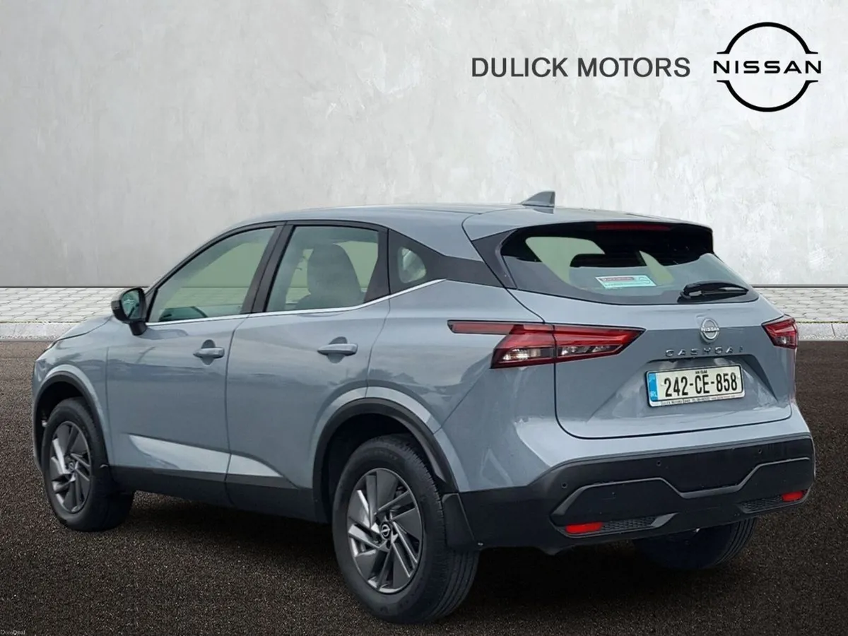 Nissan Qashqai 1.3 PET MILD HYBRID SV - Image 2