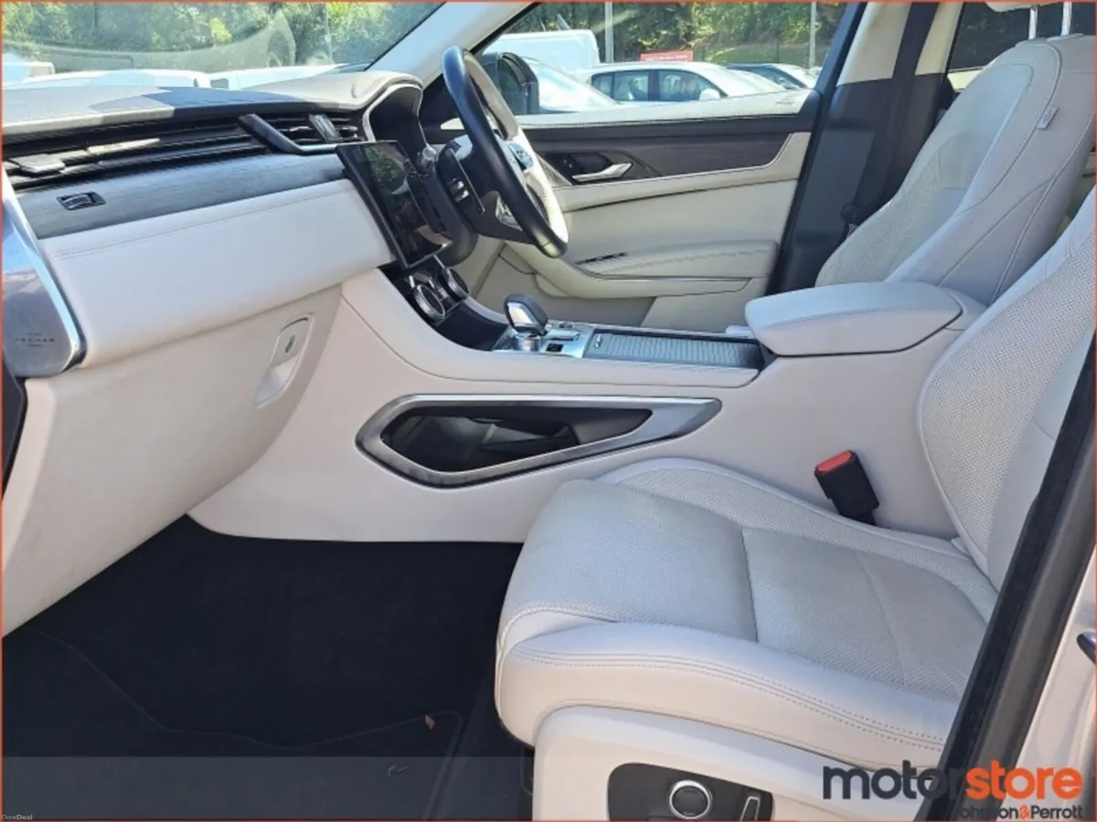Jaguar F-Pace 2.0 I4 PHEV 404 PS AWD Auto S - Image 3