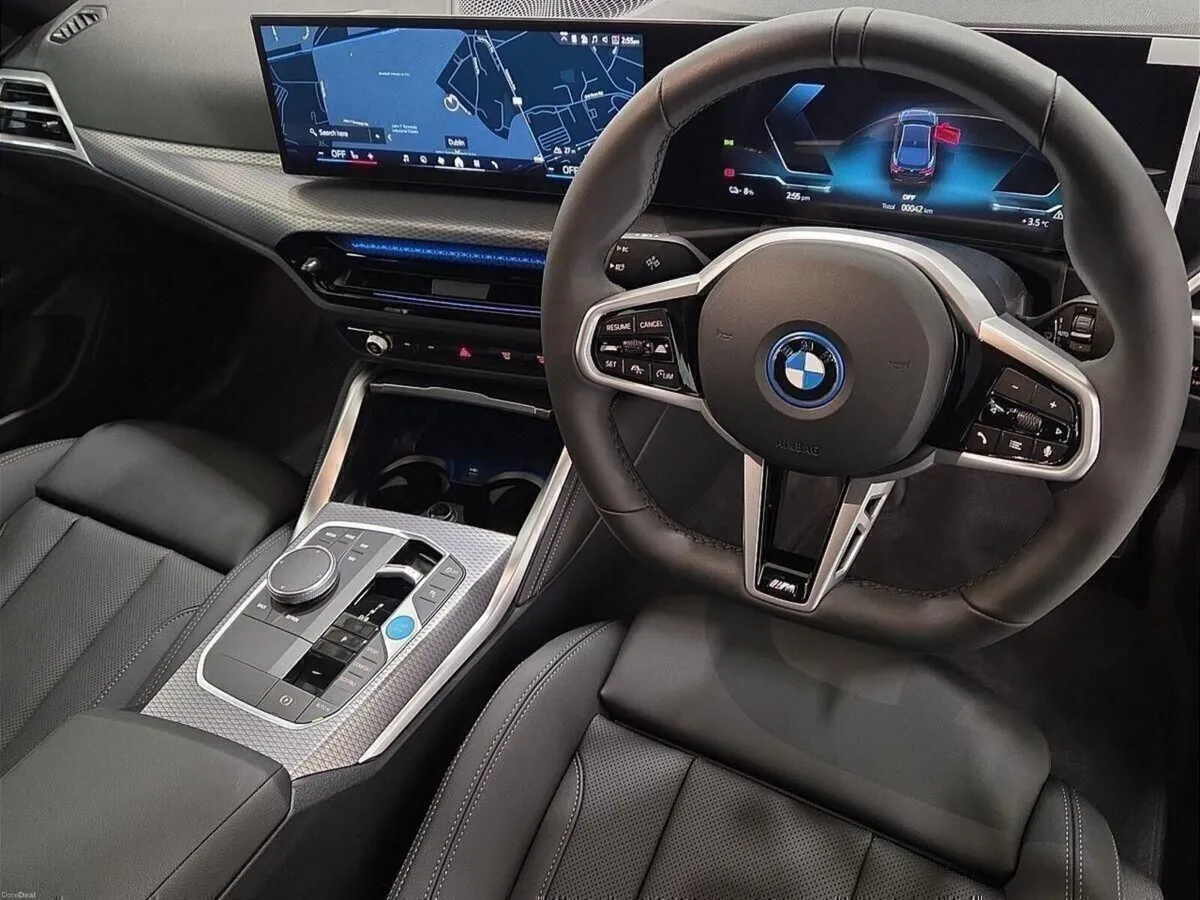 BMW i4 eDrive35 M Sport - Image 6