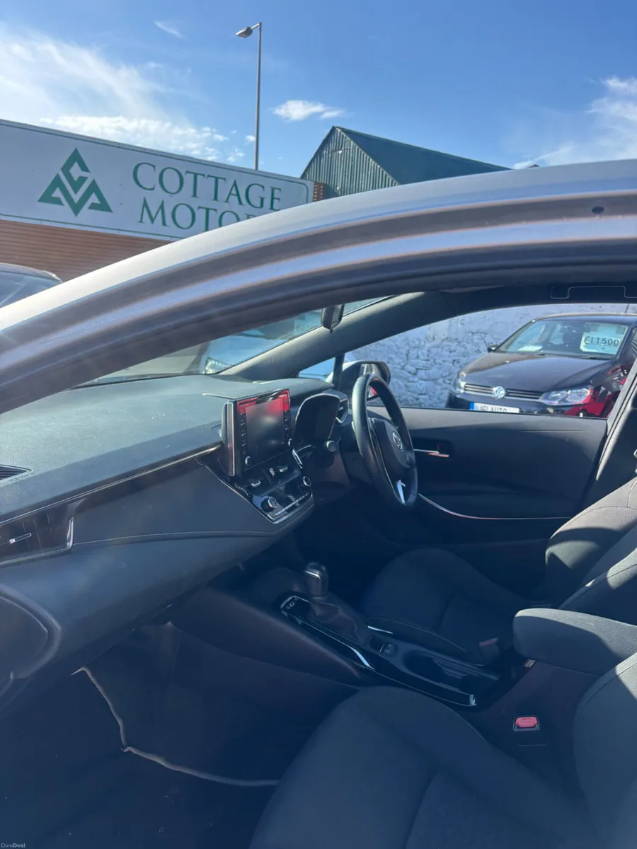 Toyota Corolla - Image 6