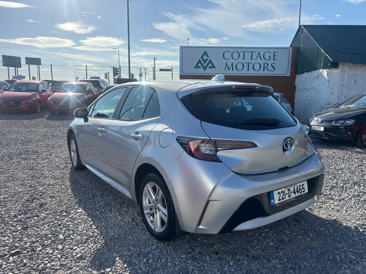 Toyota Corolla - Image 3