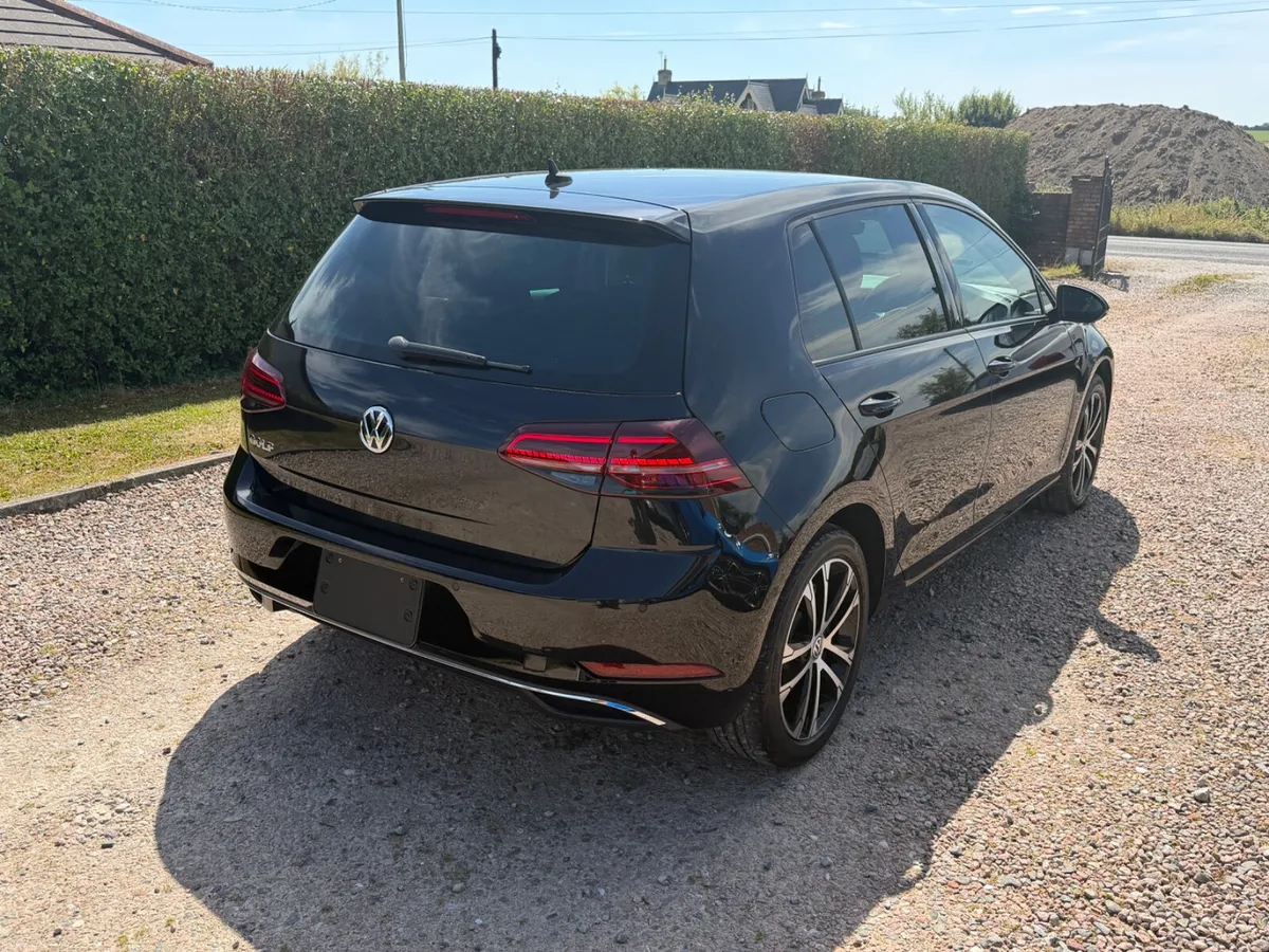 201 Volkswagen Golf Meister LOW KM - Image 4