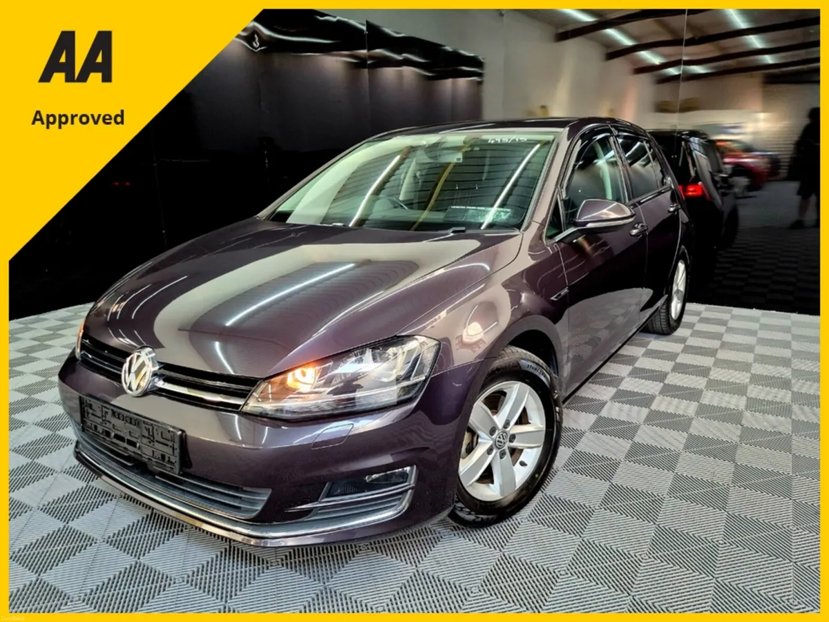 💥2015 Volkswagen Golf💥(LOUNGE+66,000KM+WARRANTY) - Image 1