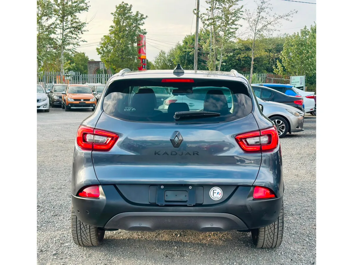 Renault Kadjar INTENSE 1.2L Petrol Automatic - Low - Image 5
